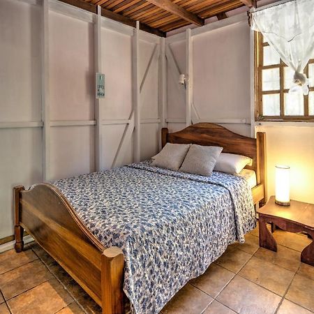 Casa Violeta Beach House In Punta Uva Exteriör bild